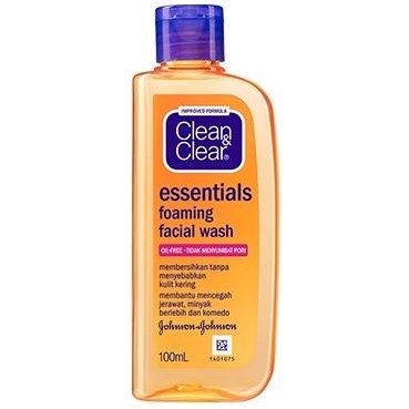 Essentials foaming facial wash